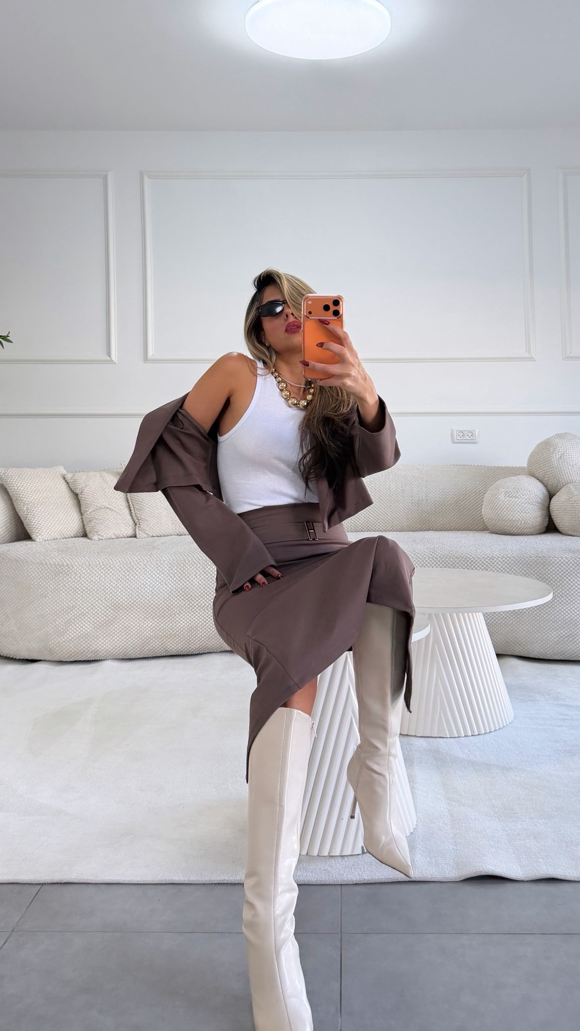 חליפת חצאית