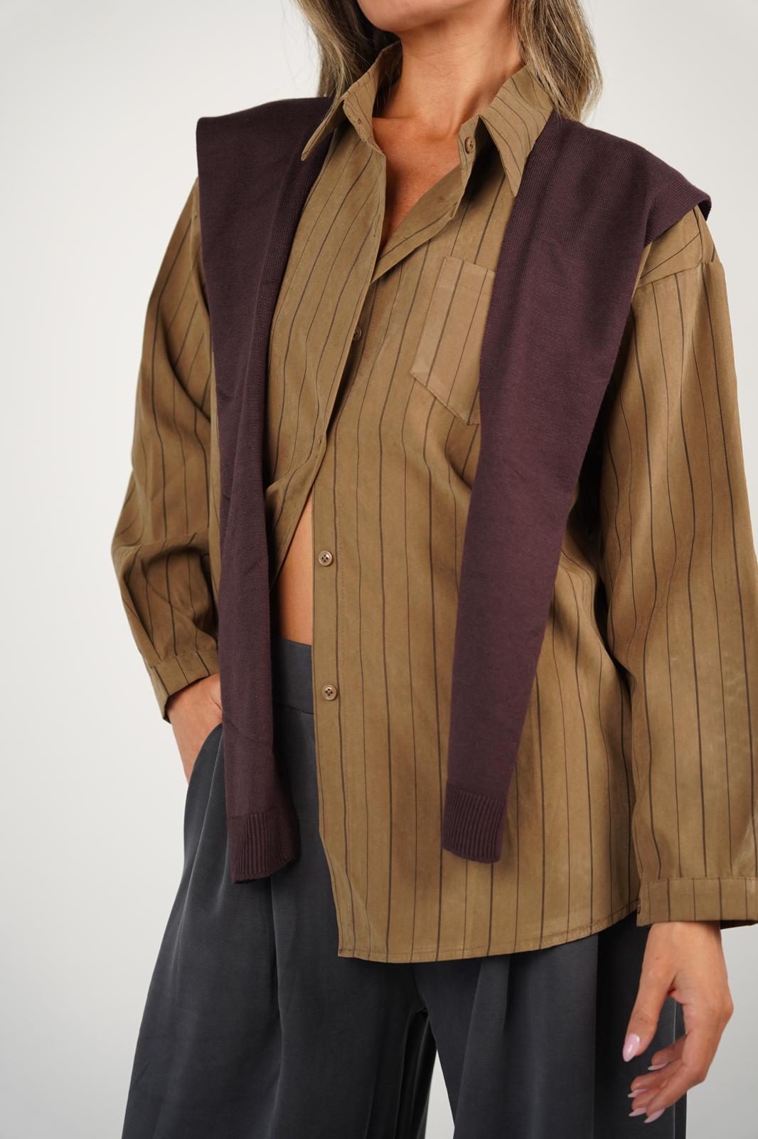 חולצת ונסה חום פסים