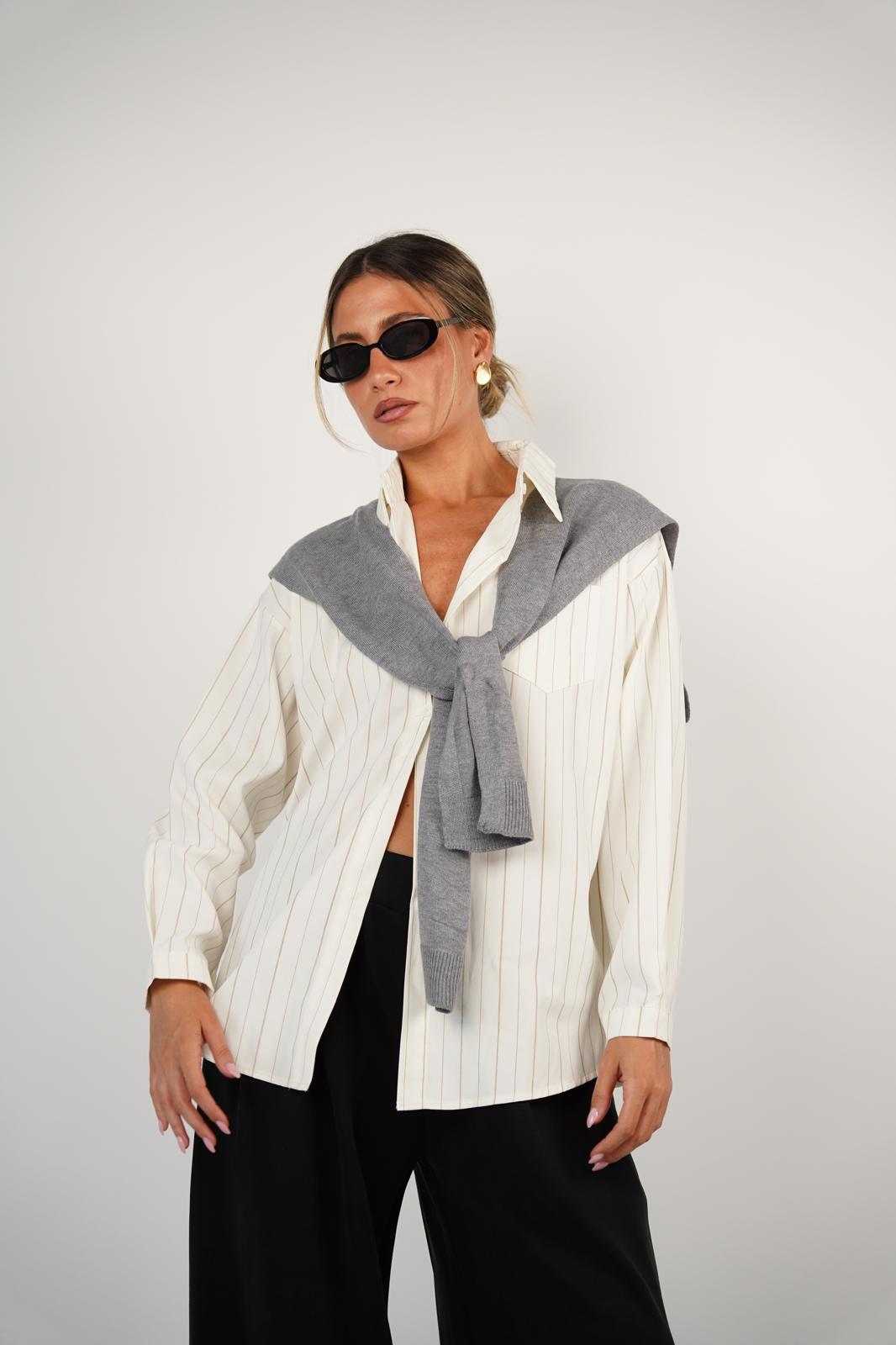 חולצת ונסה שמנת פסים