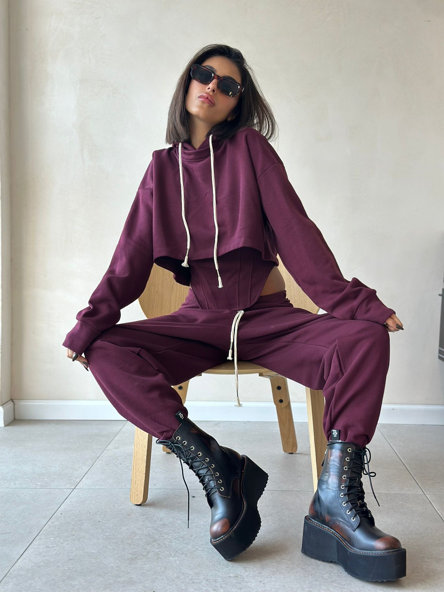 חליפת סמדי בורדו