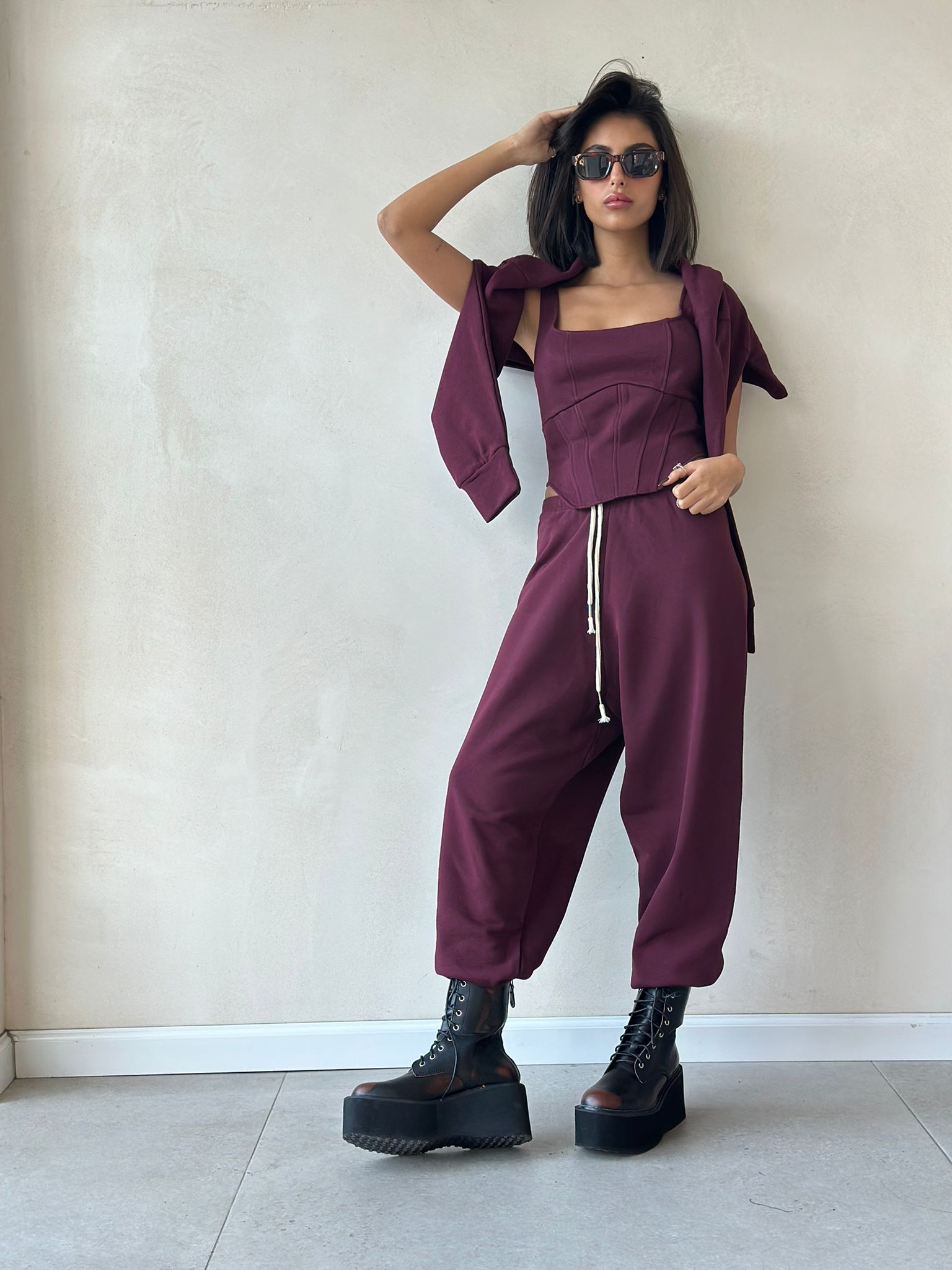 חליפת סמדי בורדו