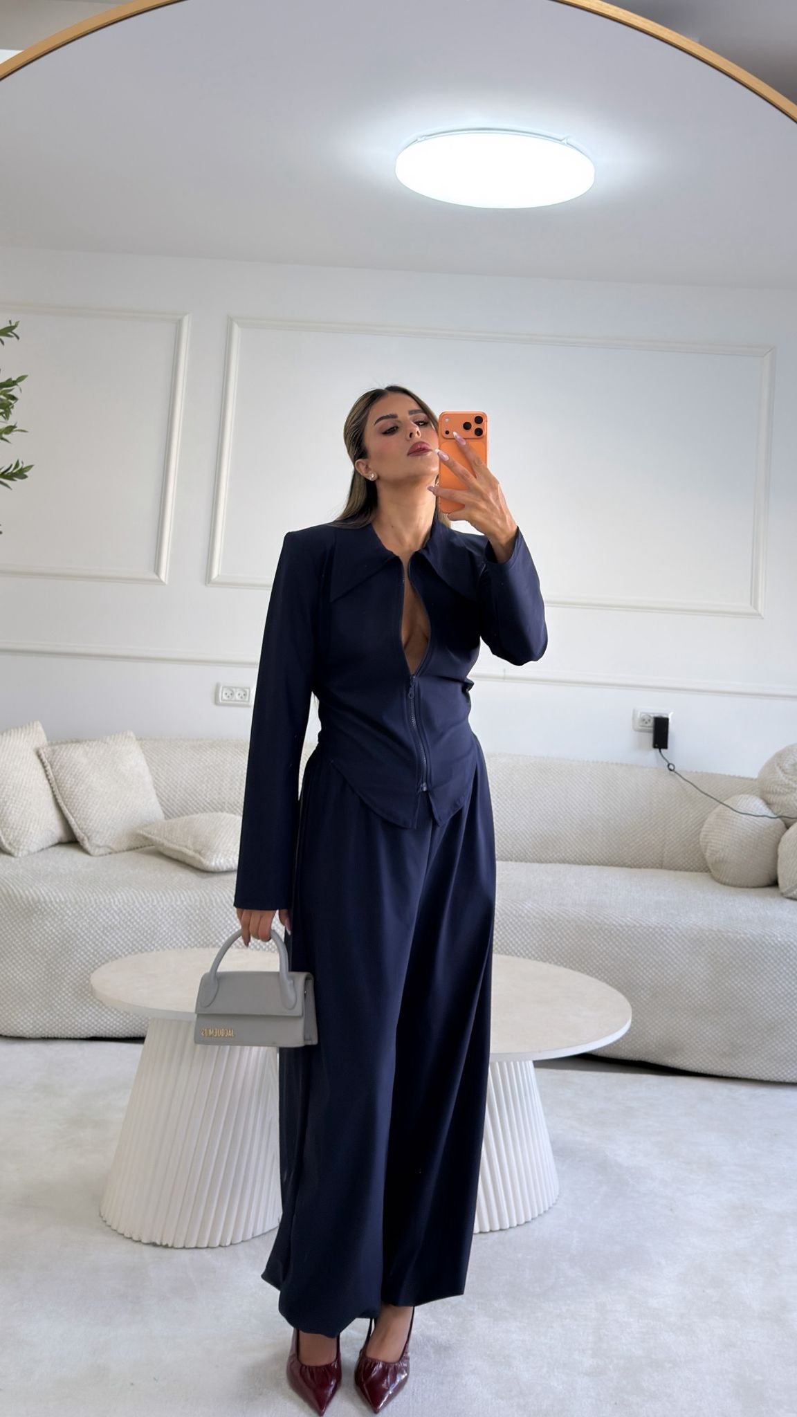 חליפת נסטיה