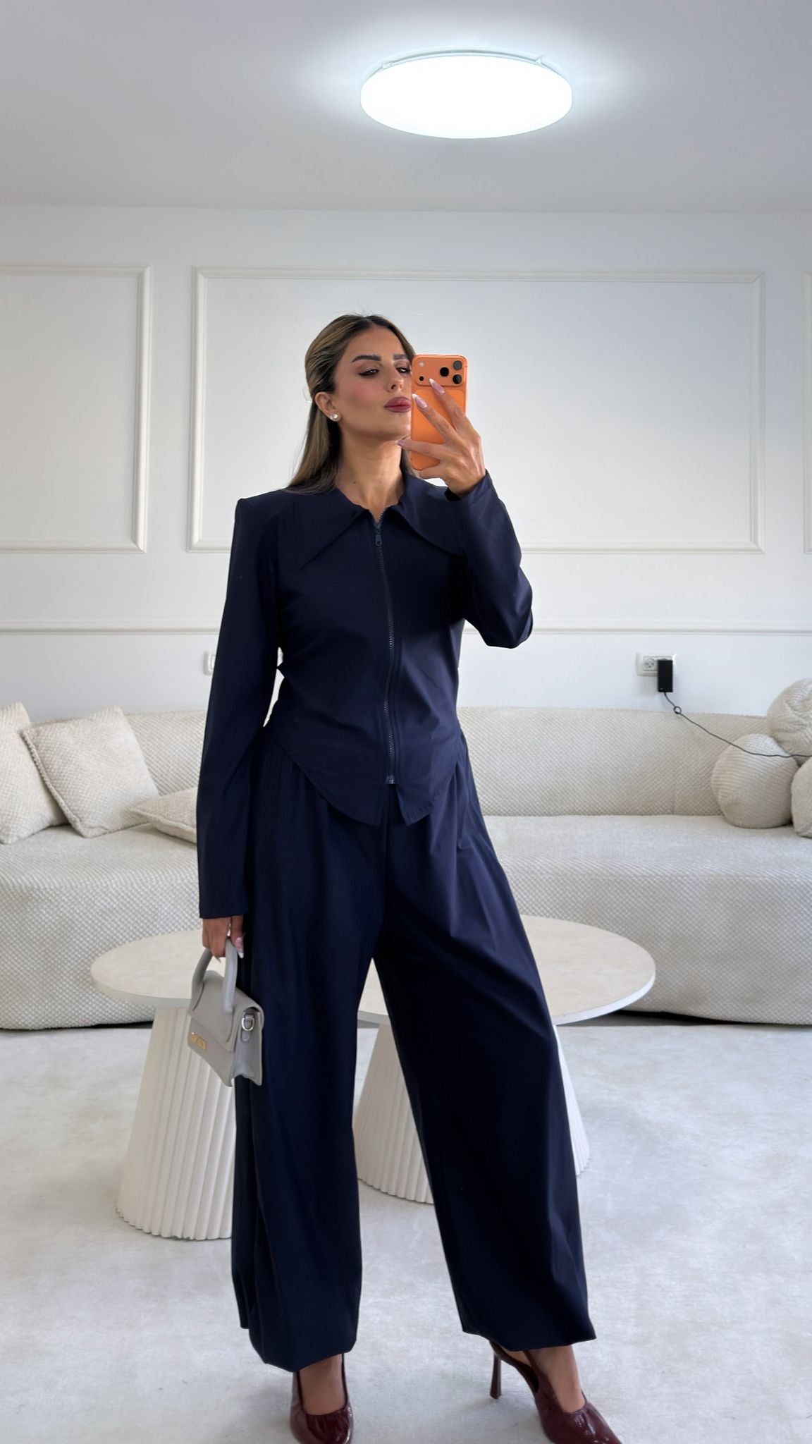 חליפת נסטיה