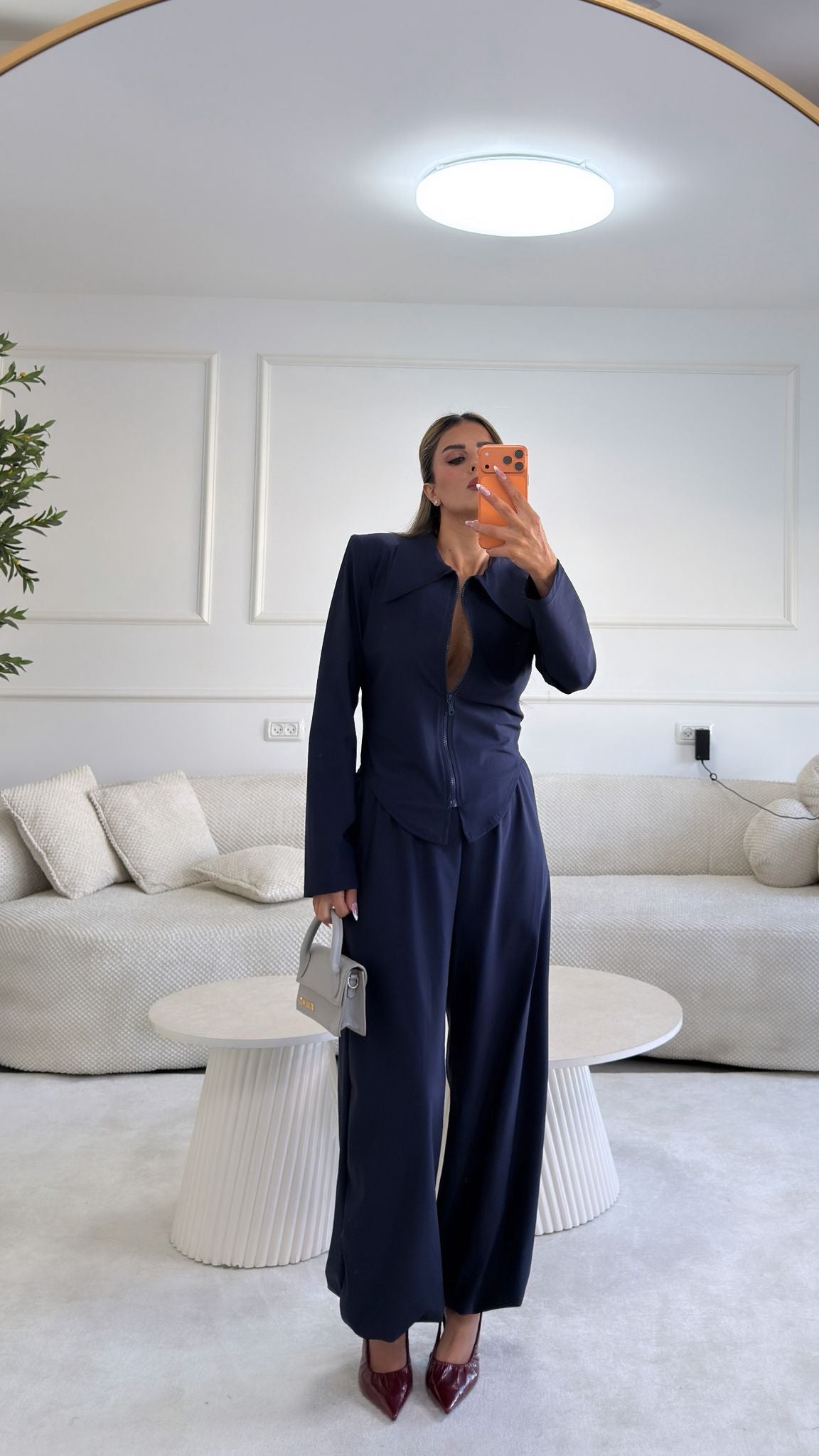 חליפת נסטיה