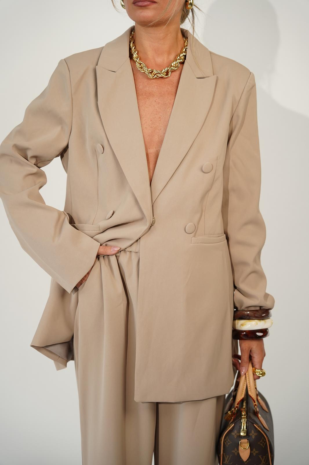 חליפת קיילי