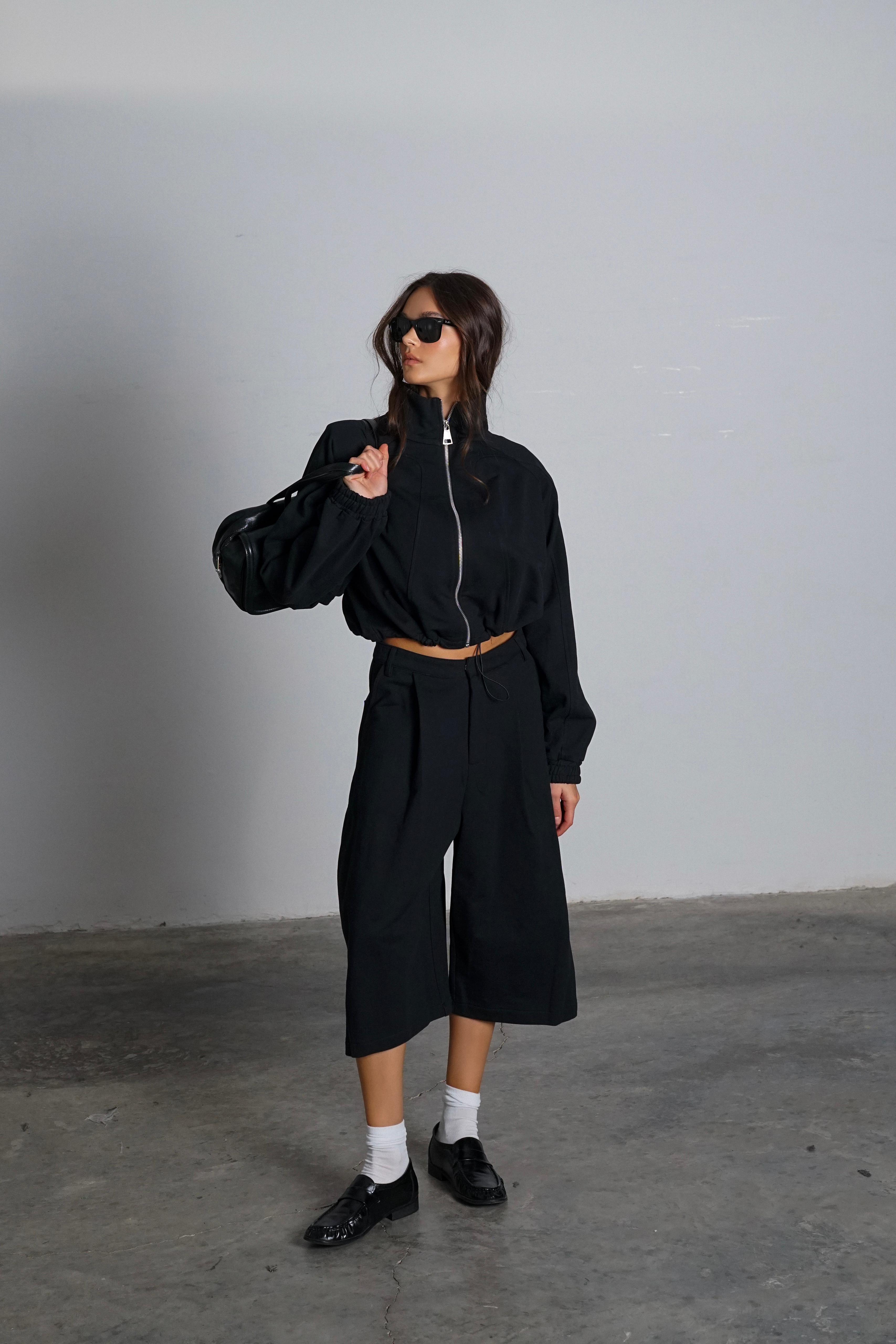 חליפת אדאמס