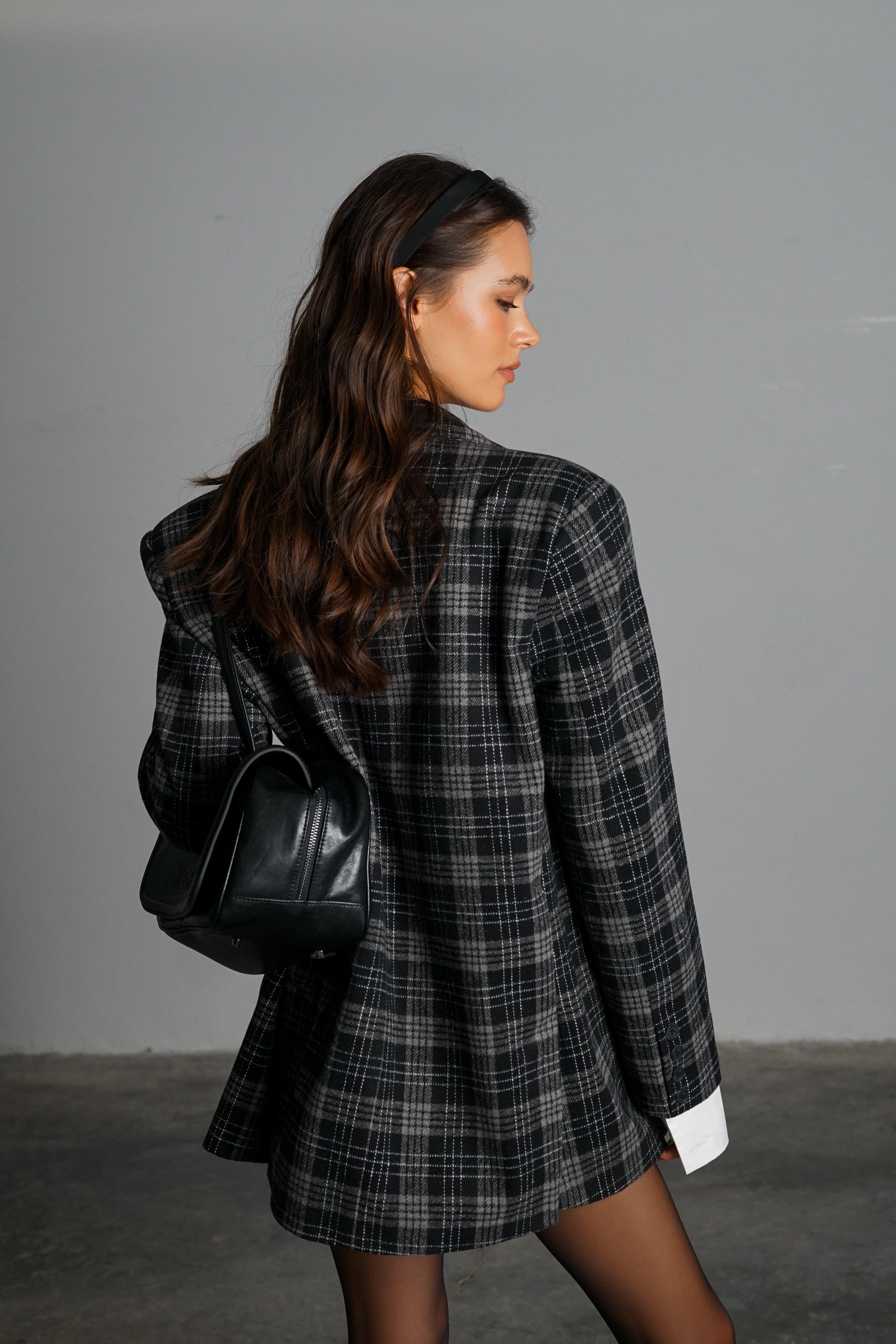 חליפת טינט משובץ