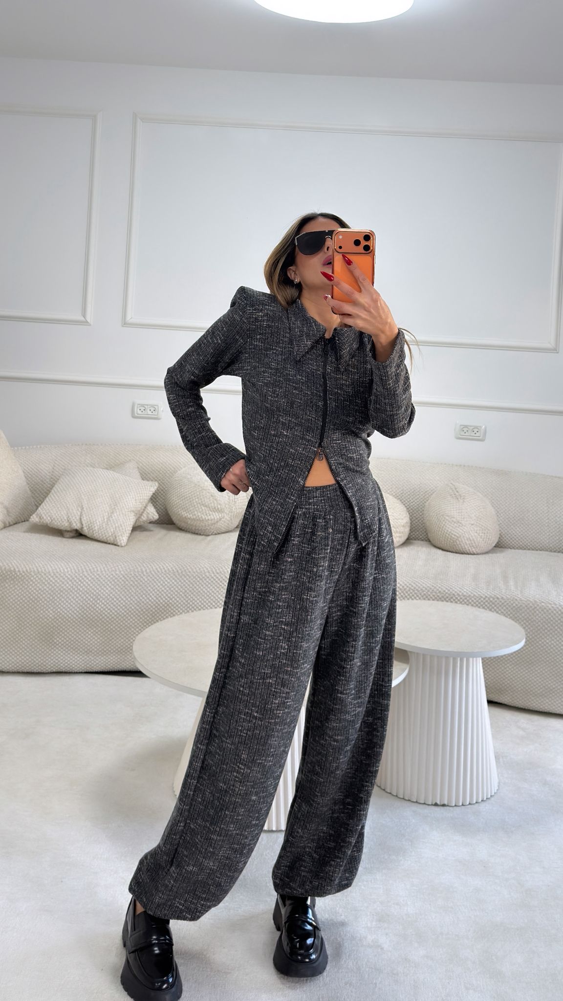 חליפת סריג נרי