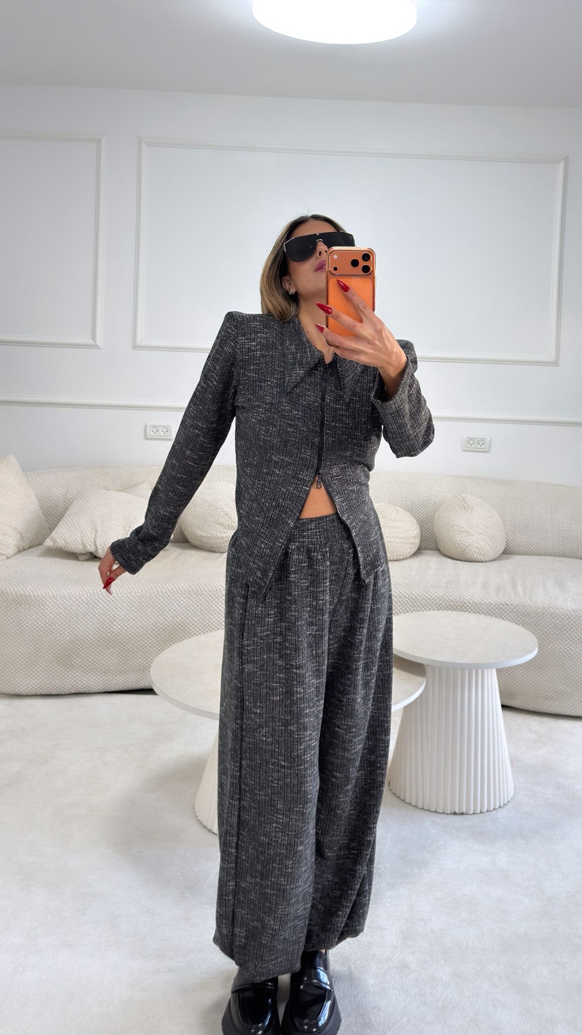 חליפת סריג נרי