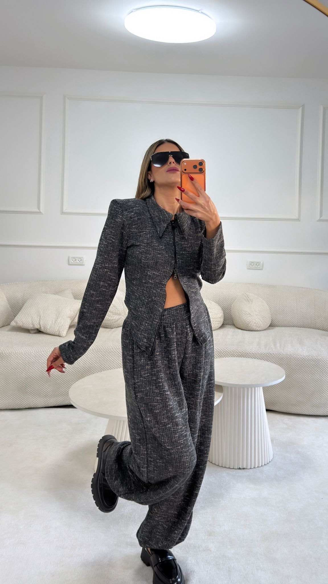 חליפת סריג נרי