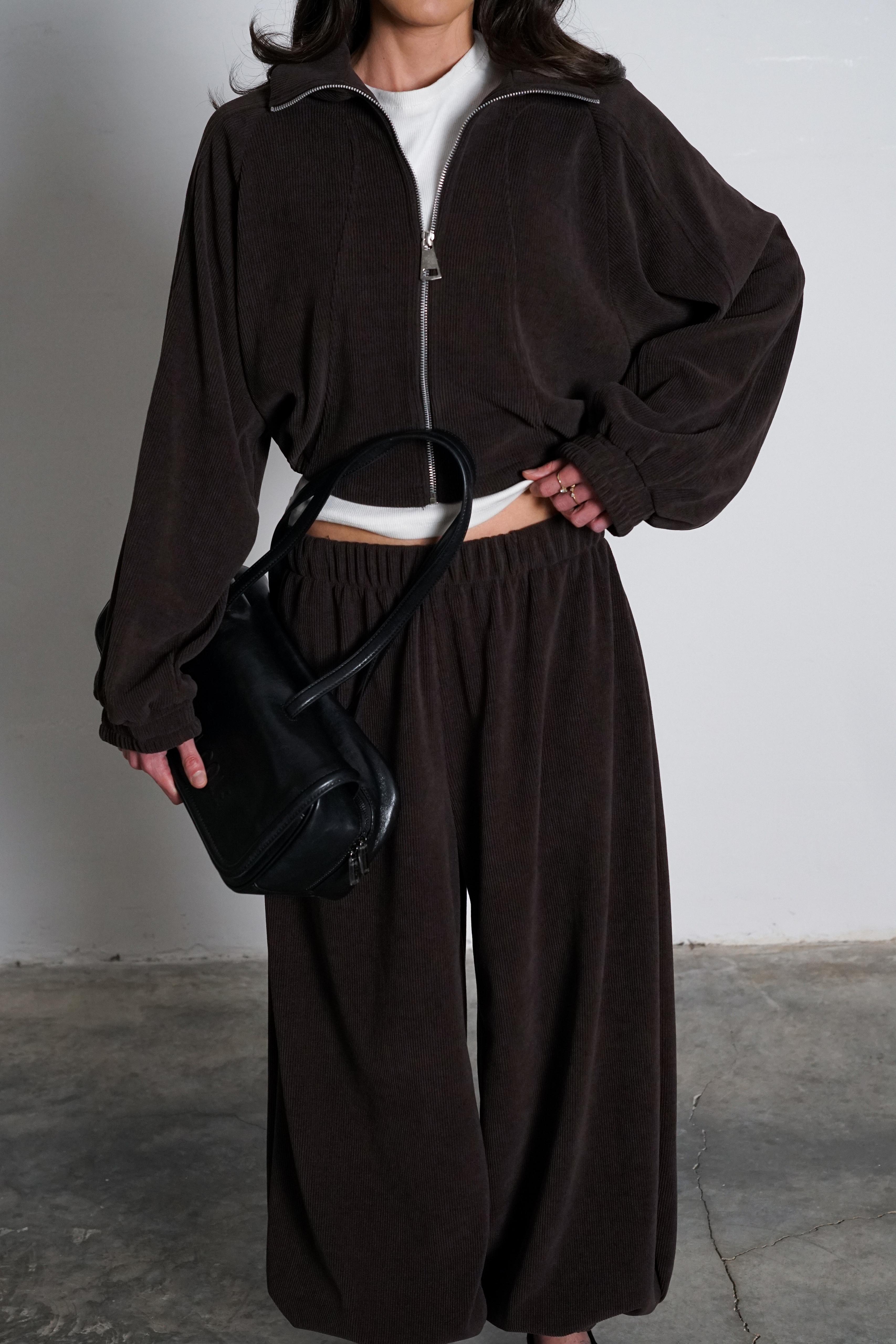 חליפת ריטרי קורדרוי