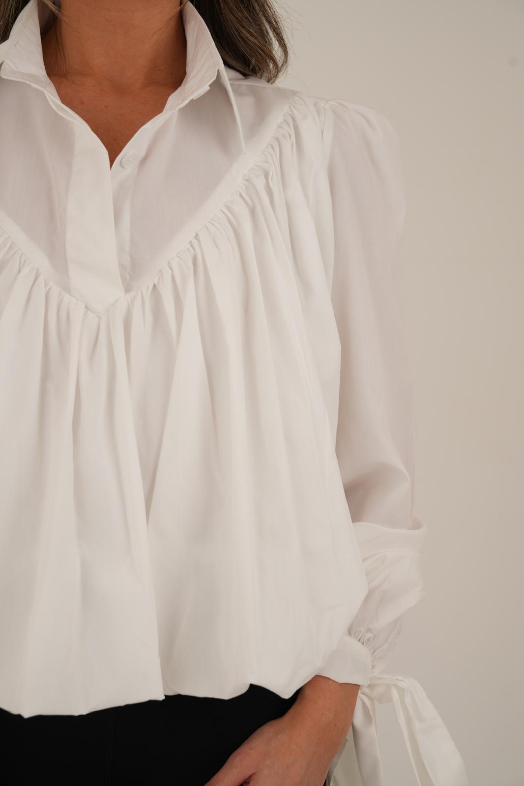 חולצת מיכאלה