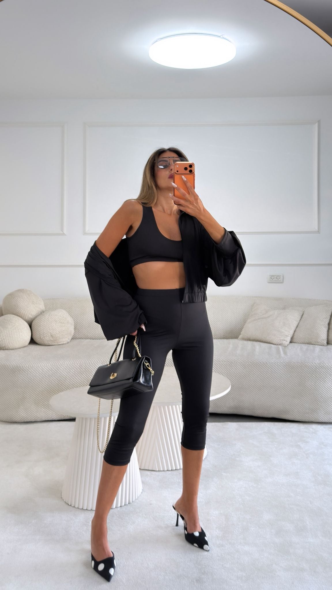 חליפת קונרי