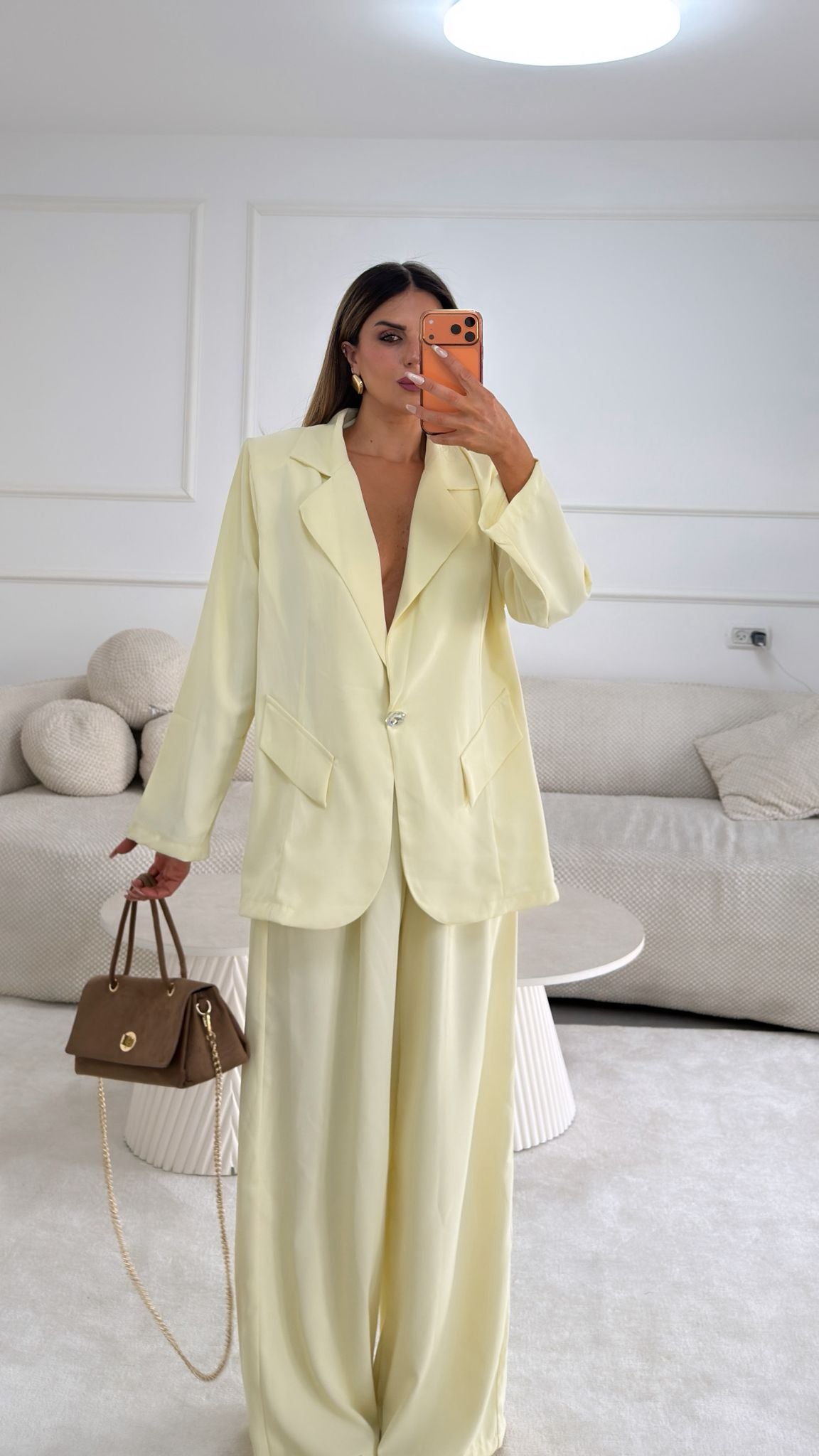 חליפת כפתור יהלום