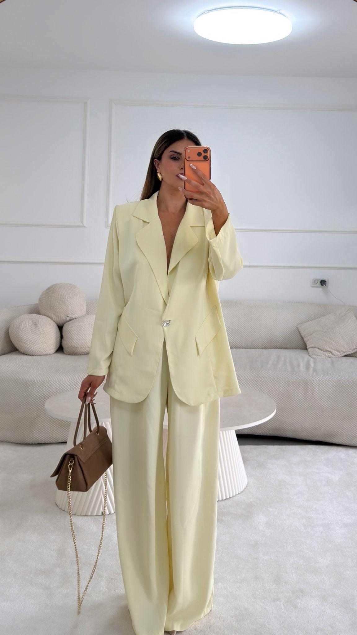 חליפת כפתור יהלום